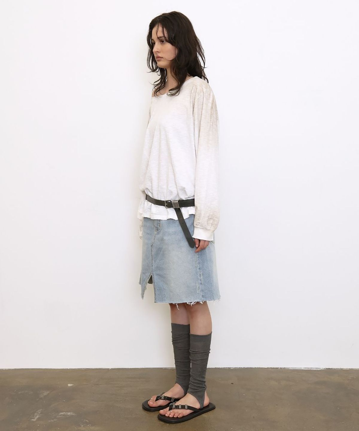 더블유케이엔디 프로젝트(WKND PROJECT) SLUB WASHED TEE (WHITE)