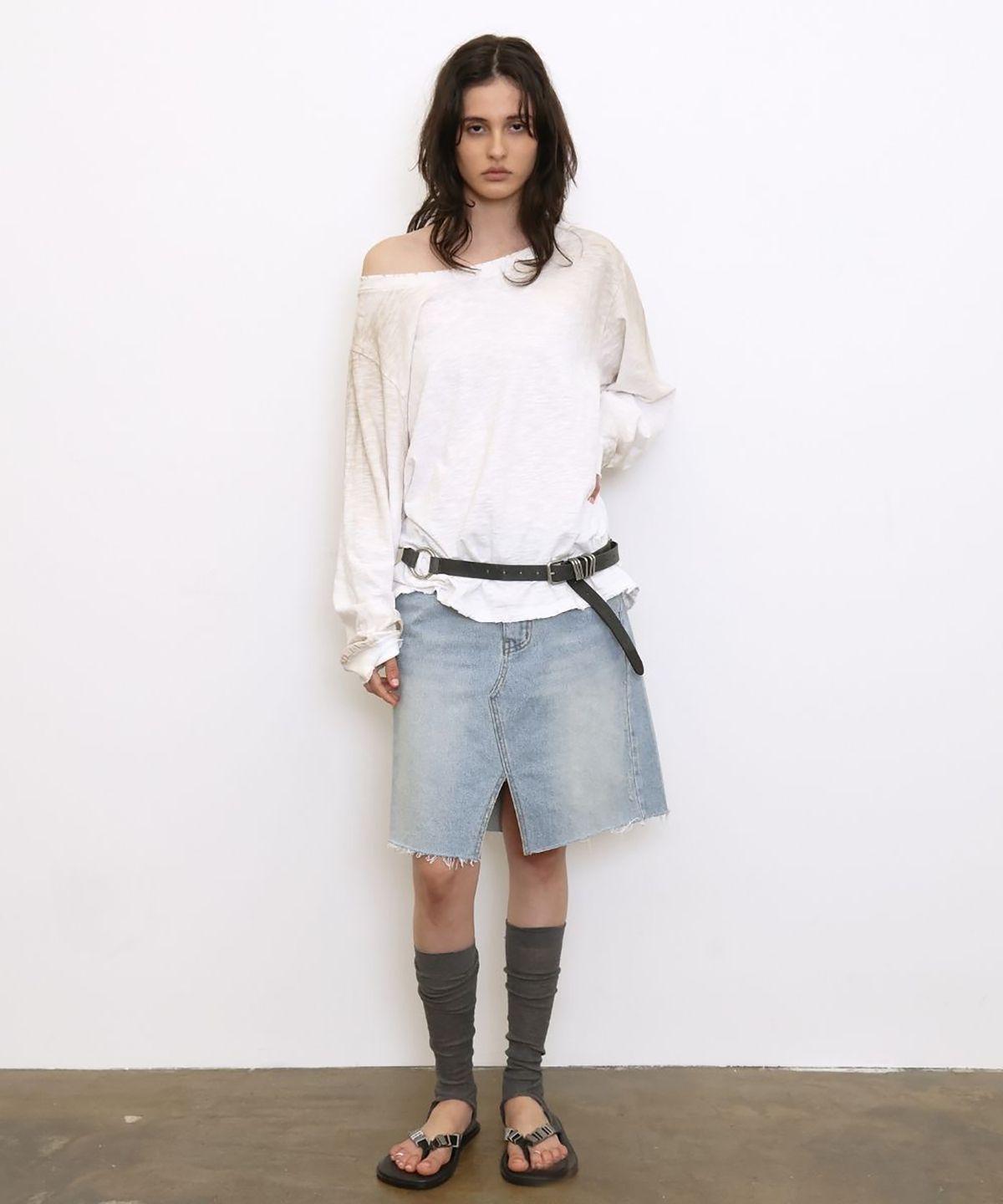더블유케이엔디 프로젝트(WKND PROJECT) SLUB WASHED TEE (WHITE)