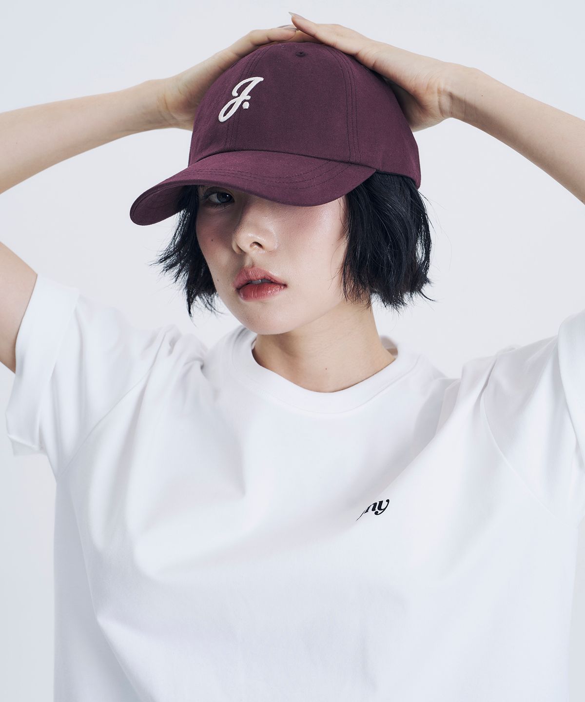 지니영(JEENYYOUNG) JNY 심볼 캡모자 버건디 볼캡 (J Symbol Cap - Burgundy)