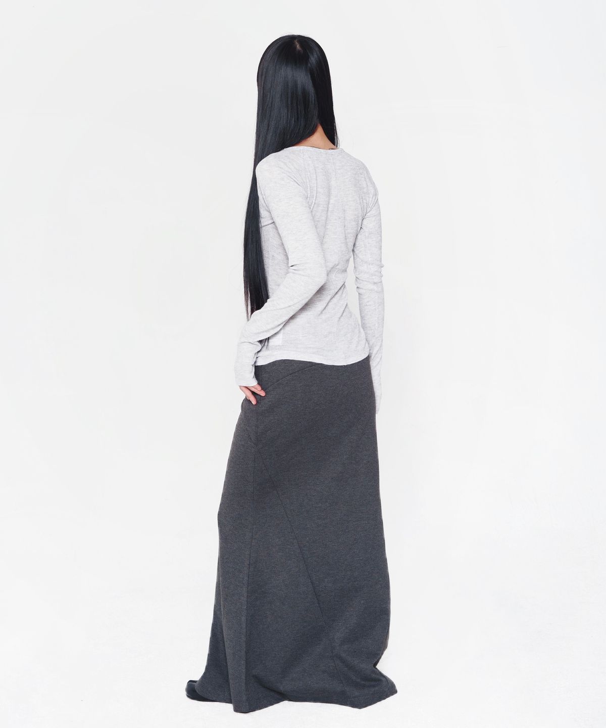 미스테페넘(MYSTEPHENM) VOL. 5.0 Maxi Skirt GY