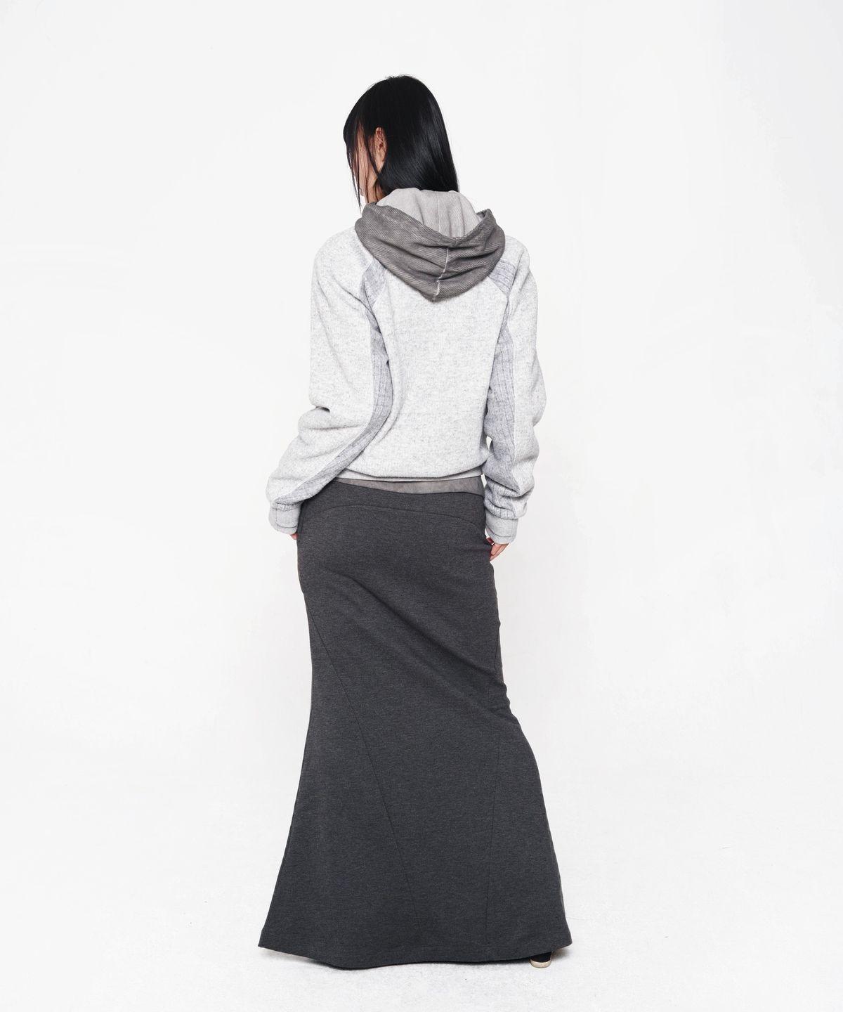 미스테페넘(MYSTEPHENM) VOL. 5.0 Maxi Skirt GY