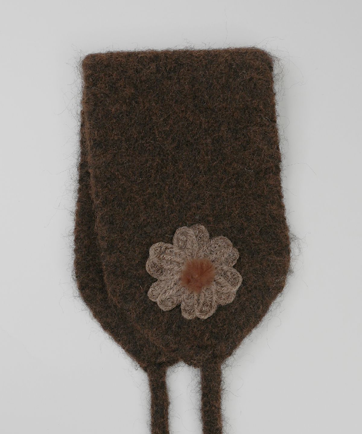 무아르모아(MOIREMOA) Flower Knit Ear Warmer - Brown