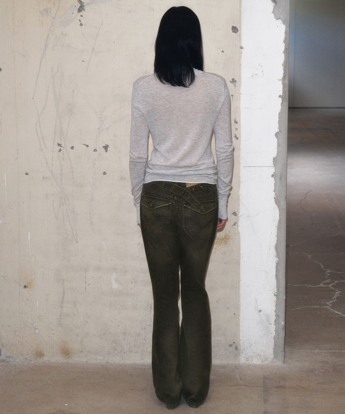 긴스키(GINSUKI) BACK STRAP VINTAGE DENIM PANTS (KHAKI)