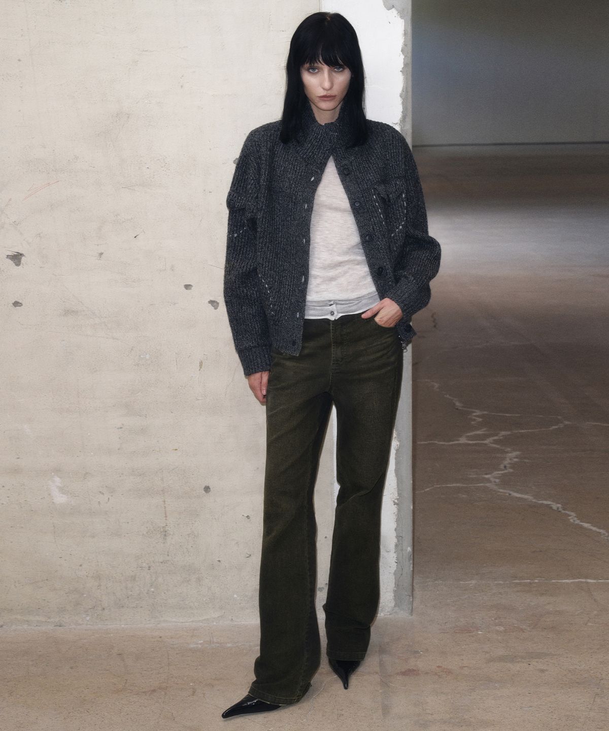 긴스키(GINSUKI) BACK STRAP VINTAGE DENIM PANTS (KHAKI)