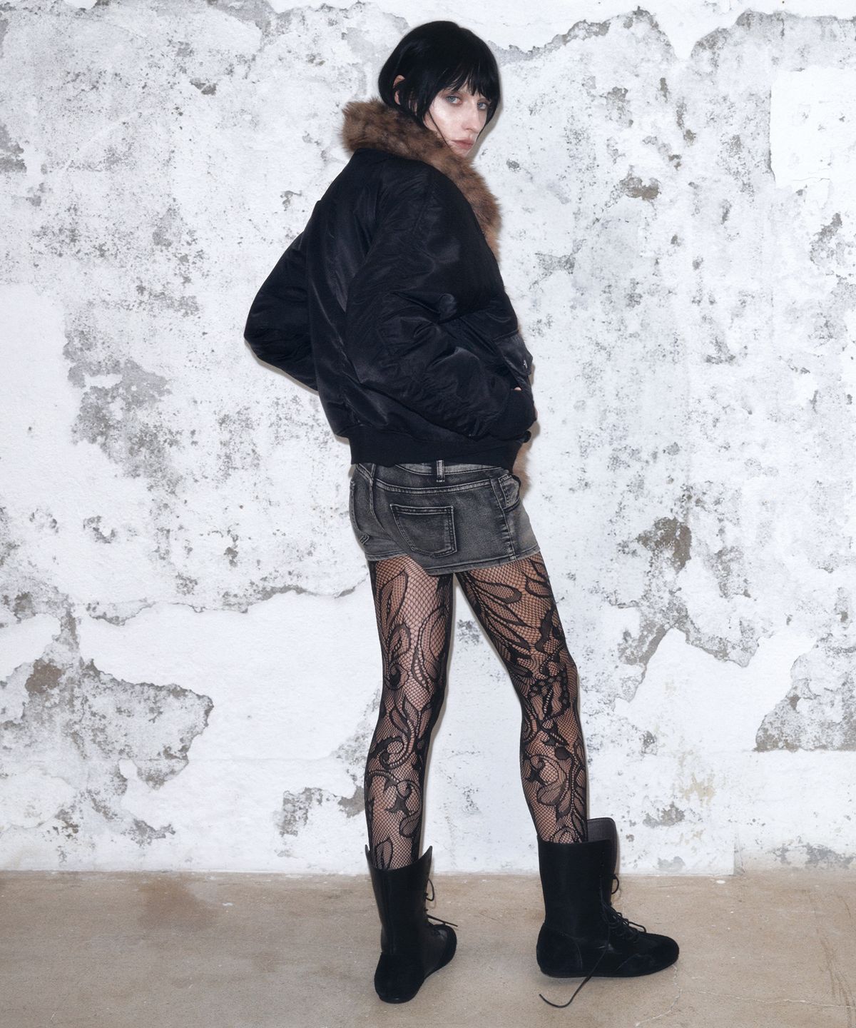 긴스키(GINSUKI) REVERSIBLE FUR MA-1 JUMPER (BLACK)