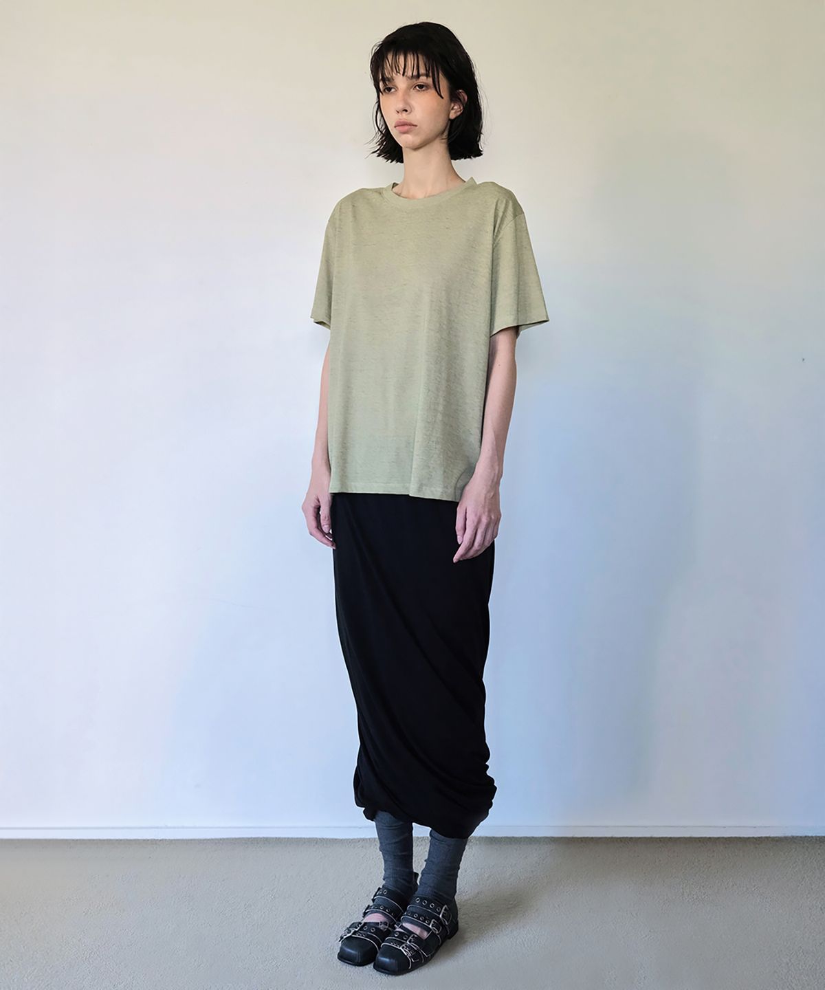 더블유케이엔디 프로젝트(WKND PROJECT) VINTAGE BASIC TEE (KHAKI)