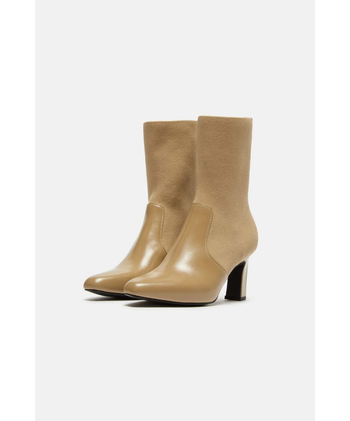 슈콤마보니(SUECOMMA BONNIE) Knit block ankle sock boots(beige)_DG3CW26507BEE