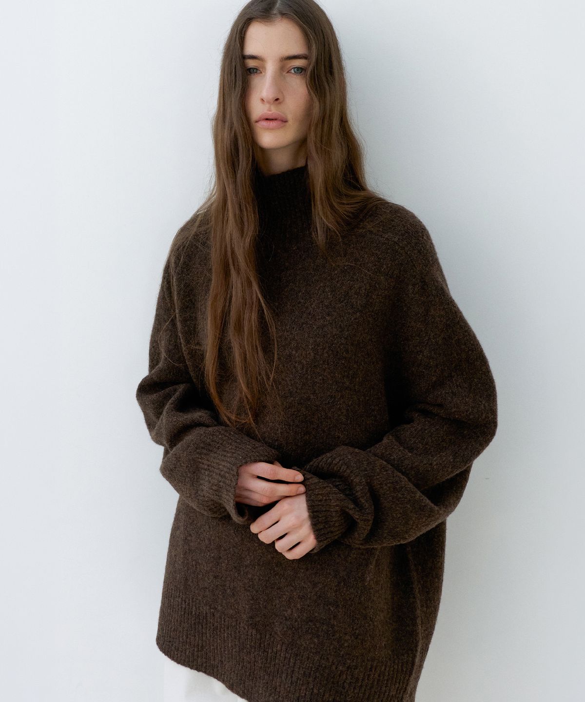 르바(LEVAR) Mellow Wool High-neck Knit - Multi Brown