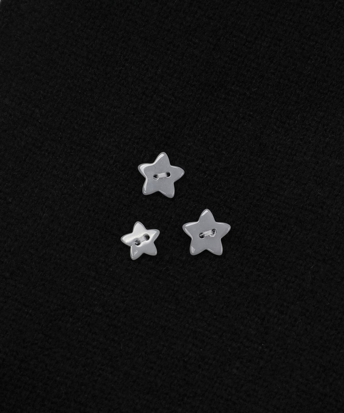 코이리스(COIRIS) 에이르 단추 하이넥 니트 반팔 (2컬러)