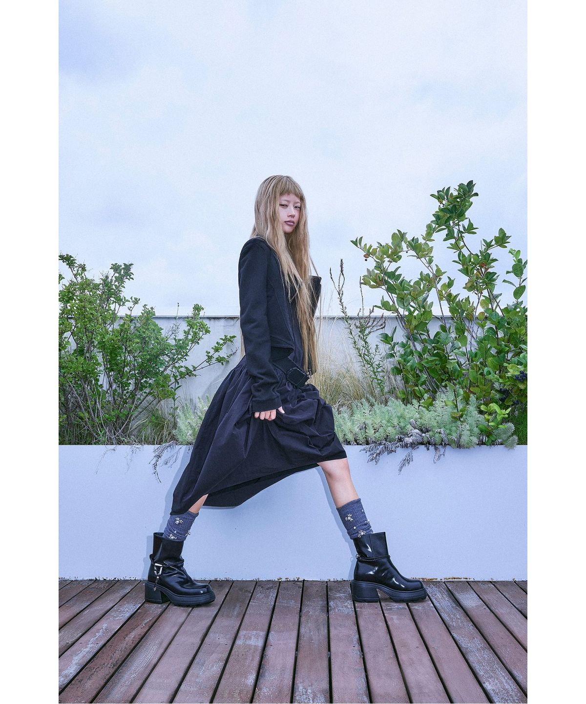 슈콤마보니(SUECOMMA BONNIE) Polygon duggy ankle boots(black)_DG3CW26513BLK