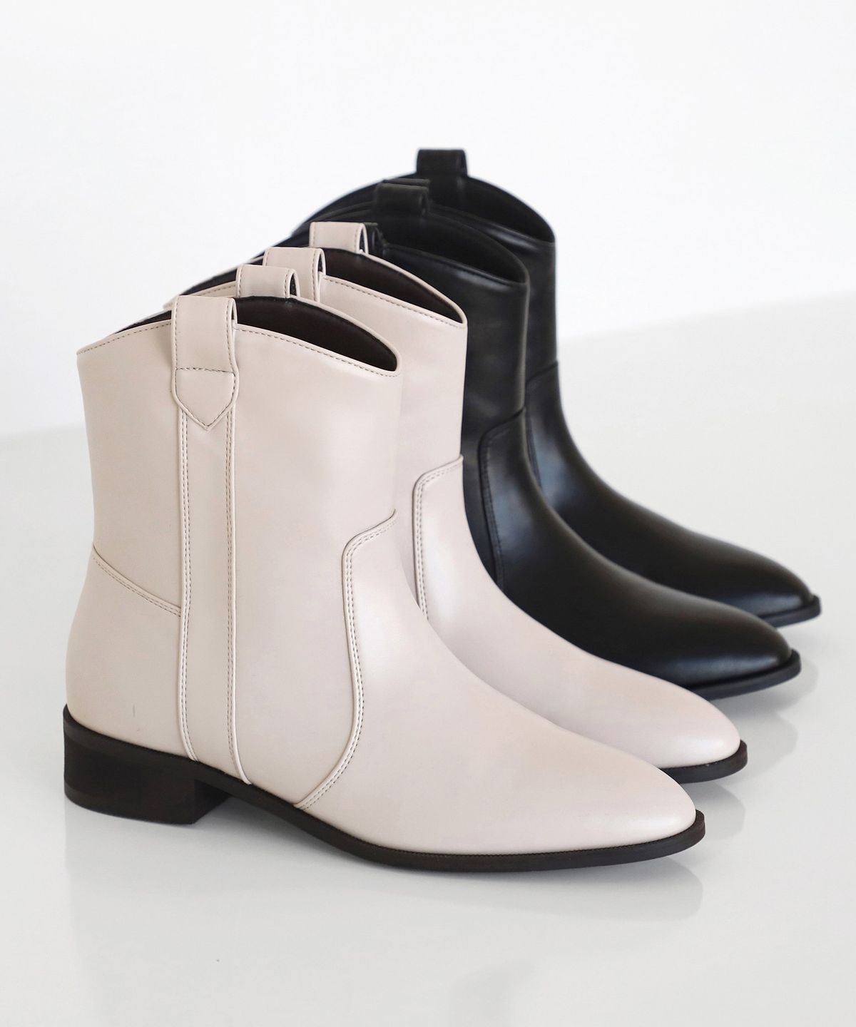 엘칸토(ELCANTO) 인텐스 여성 클래식 웨스턴 앵클부츠 3cm LCWA33I64V
