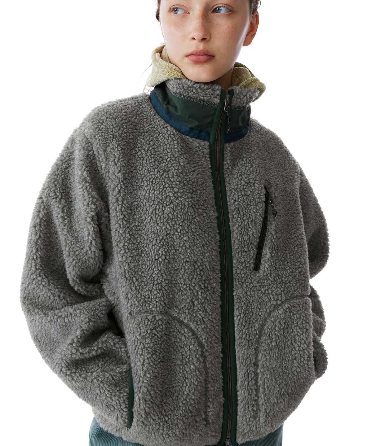 썬러브투어(SUNLOVETOUR) Kumo Sherpa Wind Jacket Charcoal