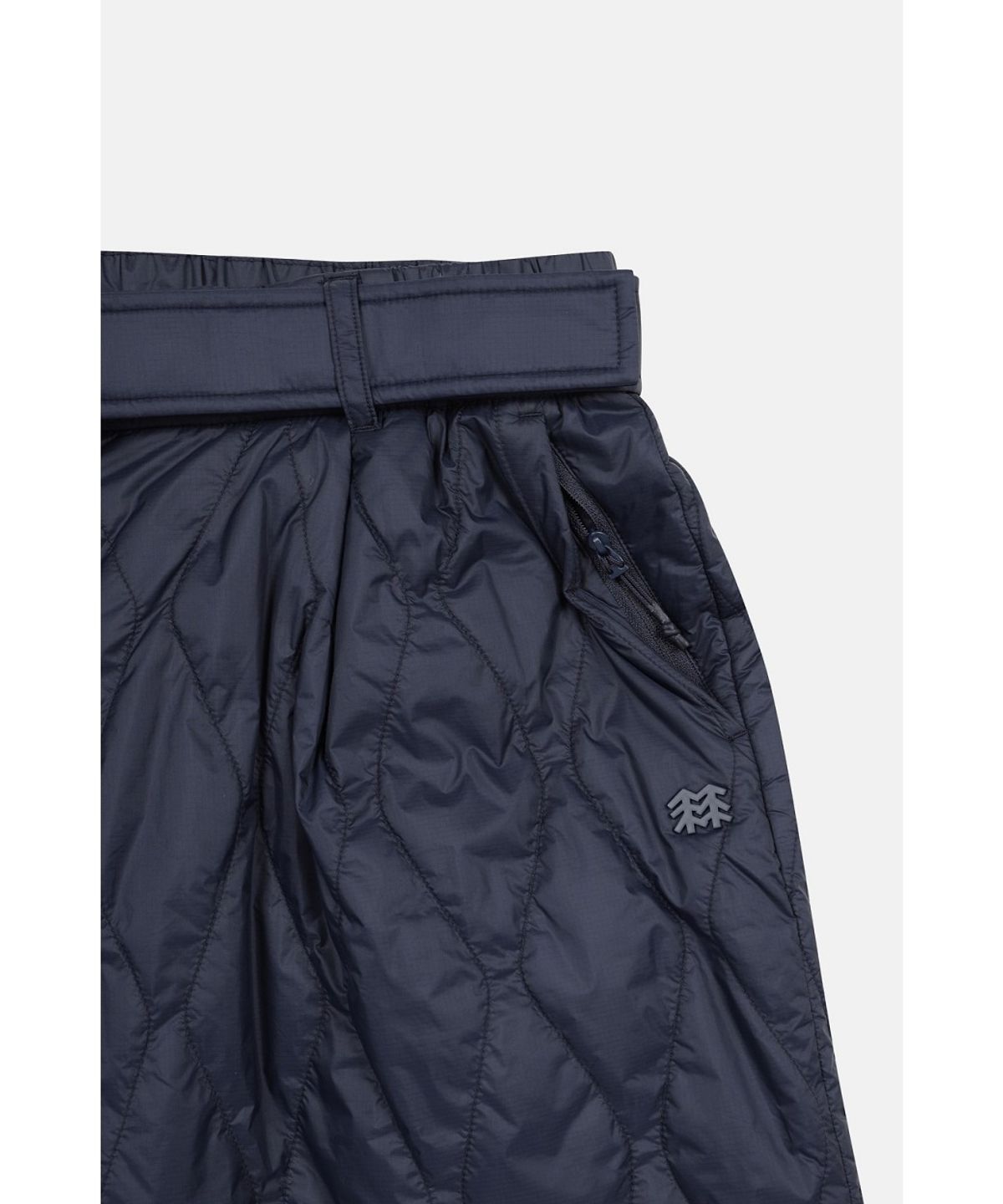 코오롱스포츠(KOLON SPORT) 여성 키퍼 퀼팅 쇼츠 (SET-UP) TVPOW26502NAY