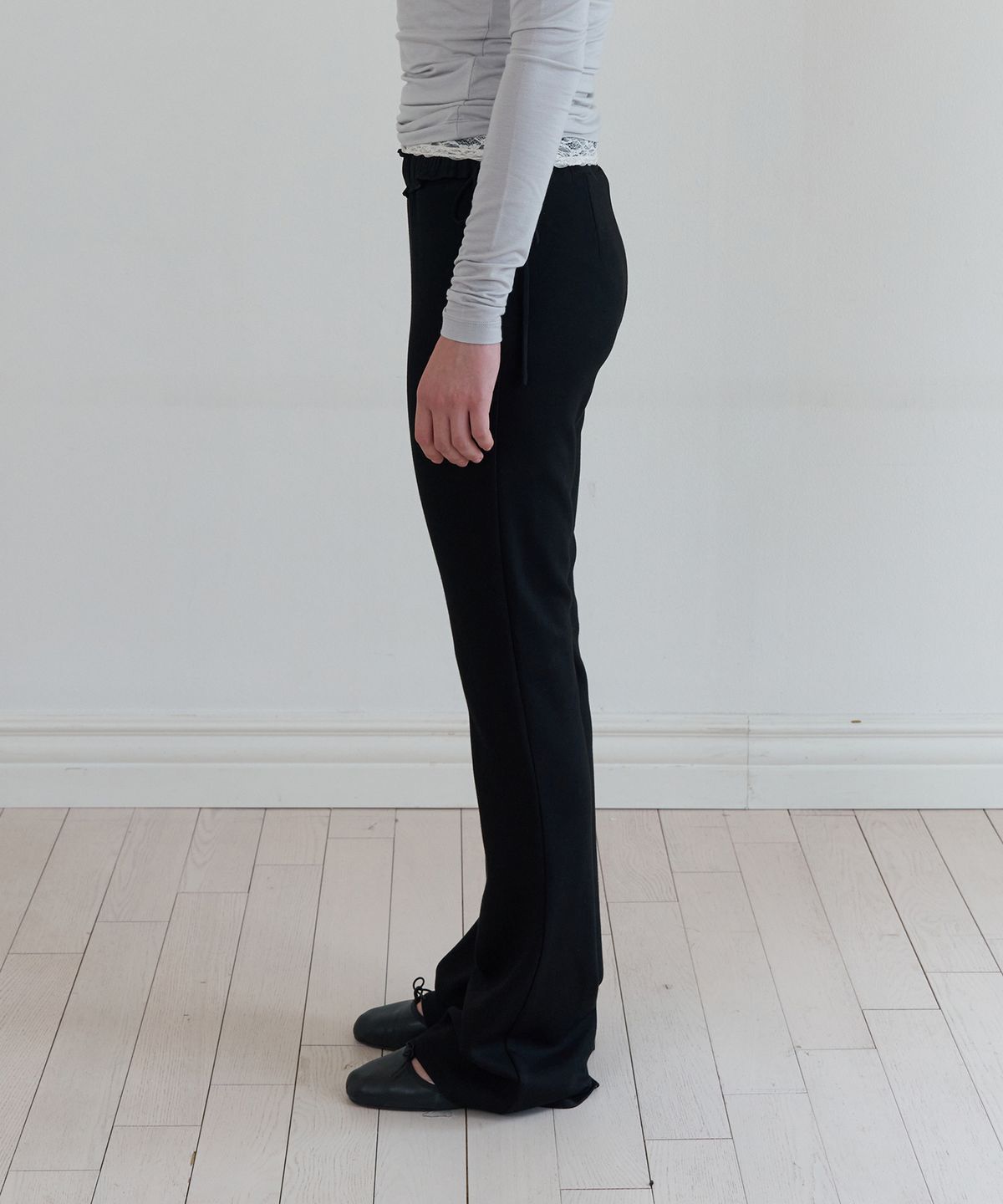 톤드(TONED) Ruffle string leggings pants (black)