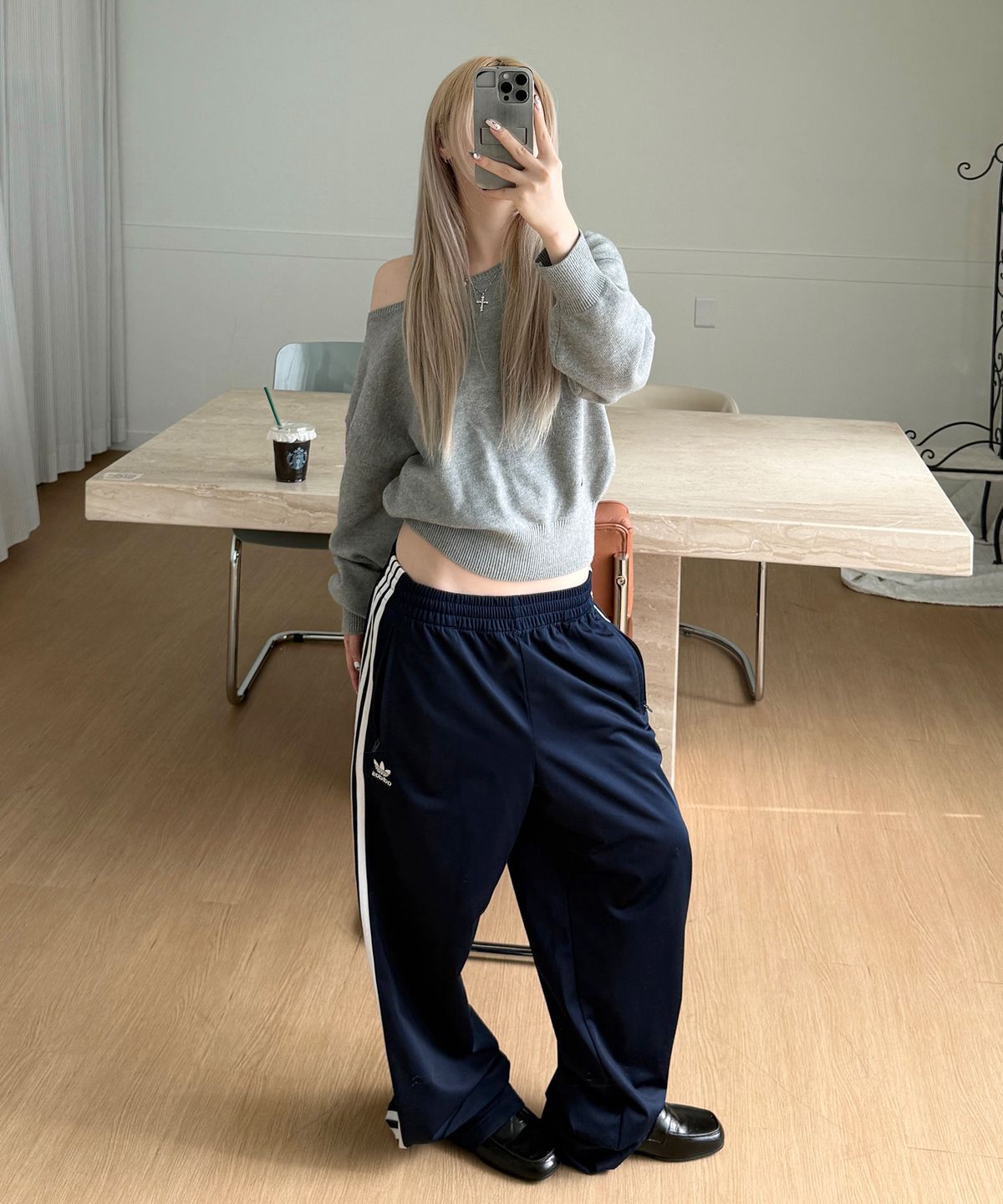 세컨모놀로그(SECONDMONO) [니들 콜라보]2-Way Boat Neck Knit [GRAY]_SEWKT017GRAY