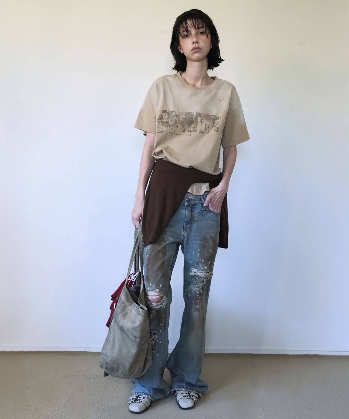 더블유케이엔디 프로젝트(WKND PROJECT) MARKED UP GRAPHIC TEE (BEIGE)
