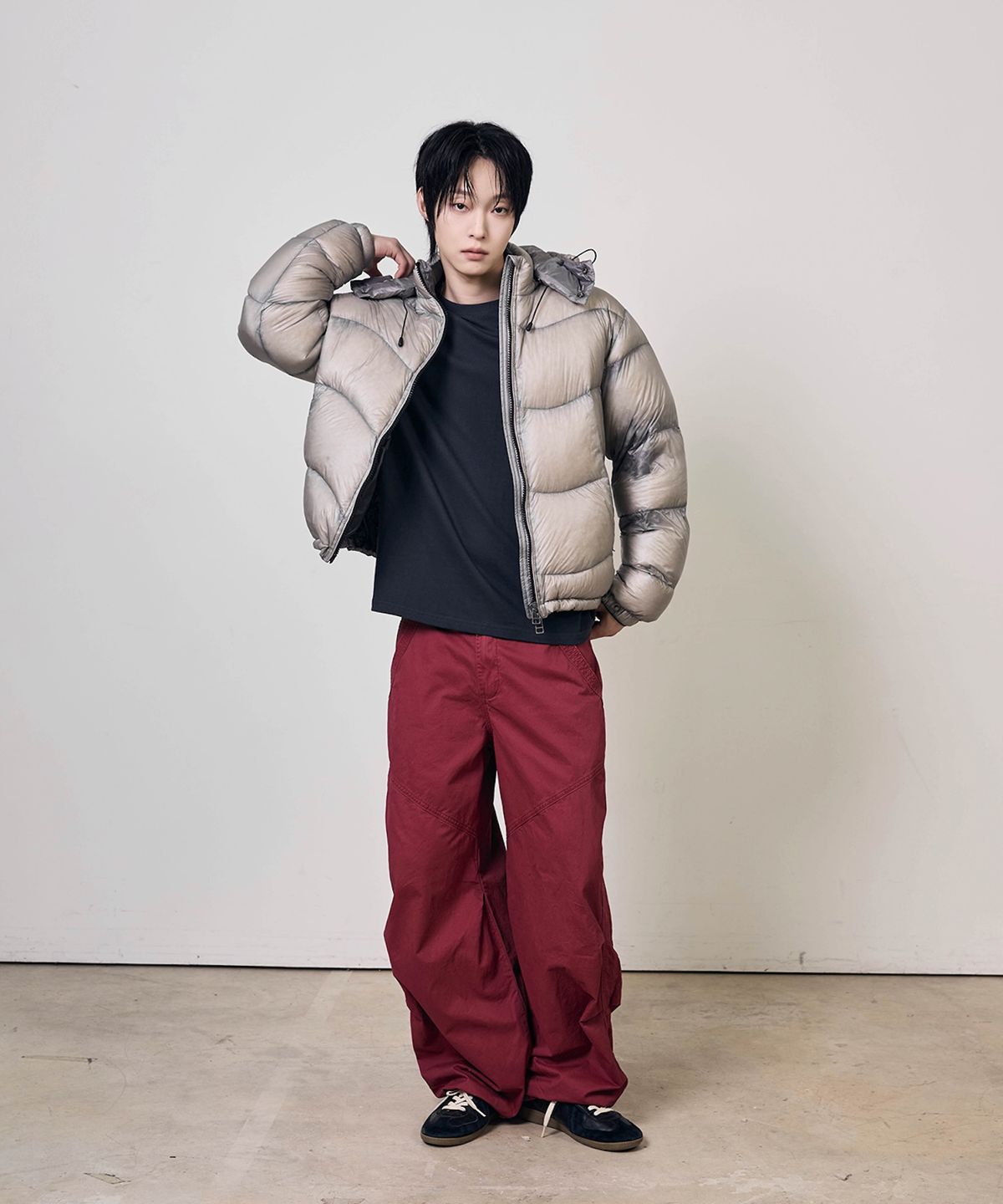 밈더워드로브(MIMTHEWARDROBE) 웨이비 시어 다운 자켓_포그 그레이