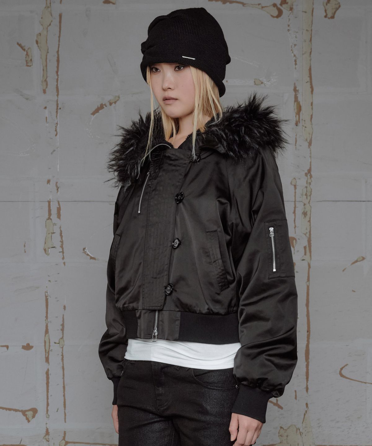 락케이크(ROCKCAKE) Fur Hood N-2B Jacket - Black
