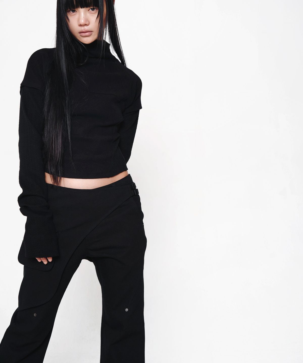 미스테페넘(MYSTEPHENM) VOL. 5.0 Layered Sleeve BK