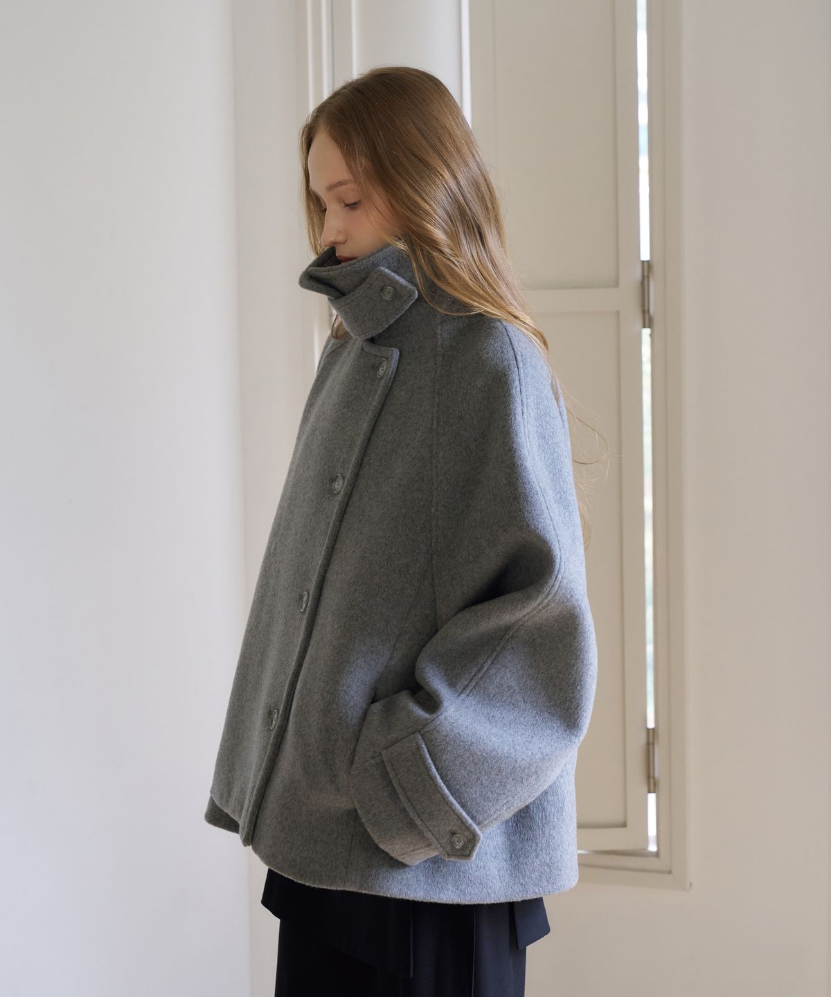 드헤베(DEHEVE) Crescent Cashmere Wool Short Coat [Gray]