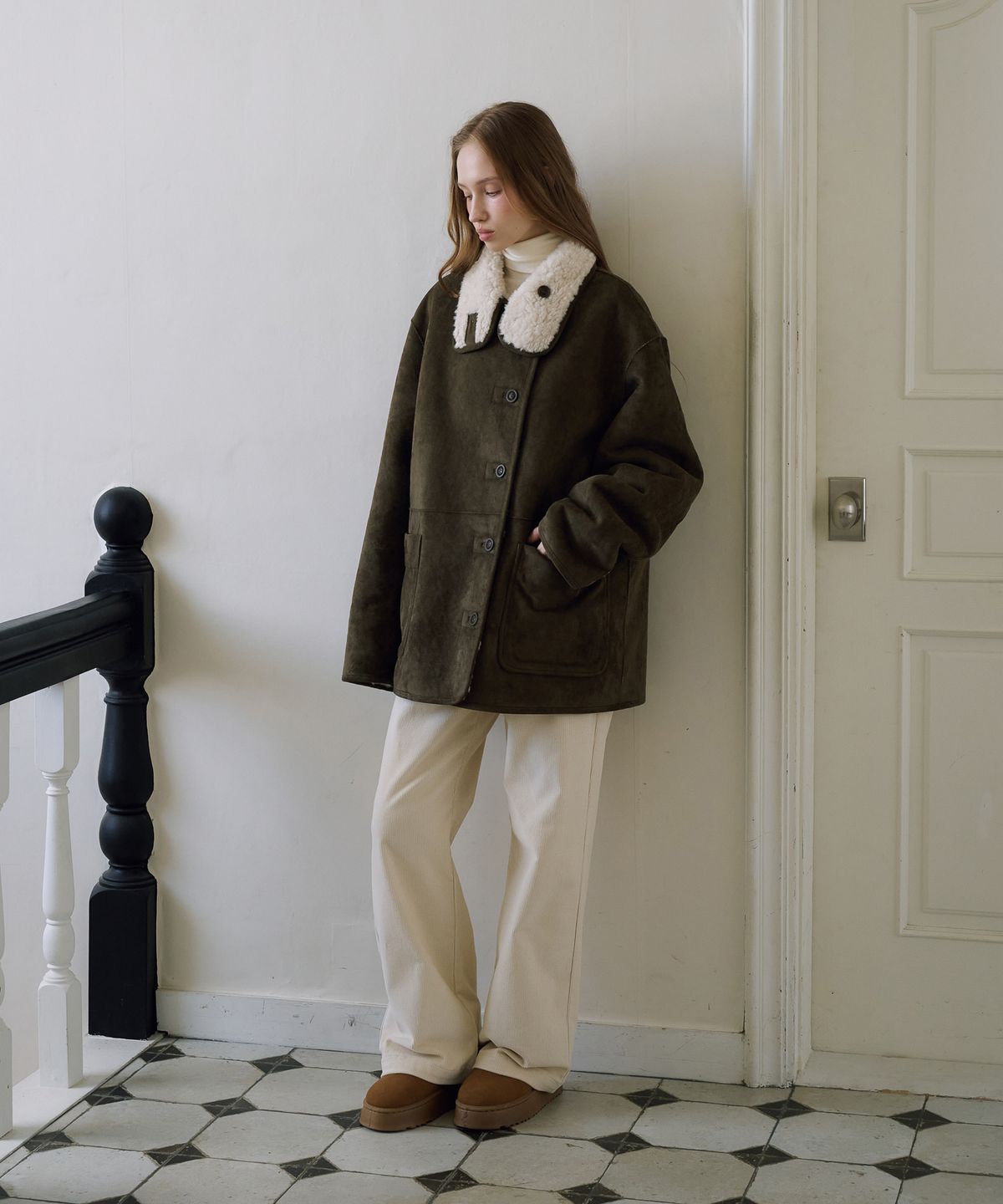 드헤베(DEHEVE) Reversible Suede High-Neck Mustang [Khaki]