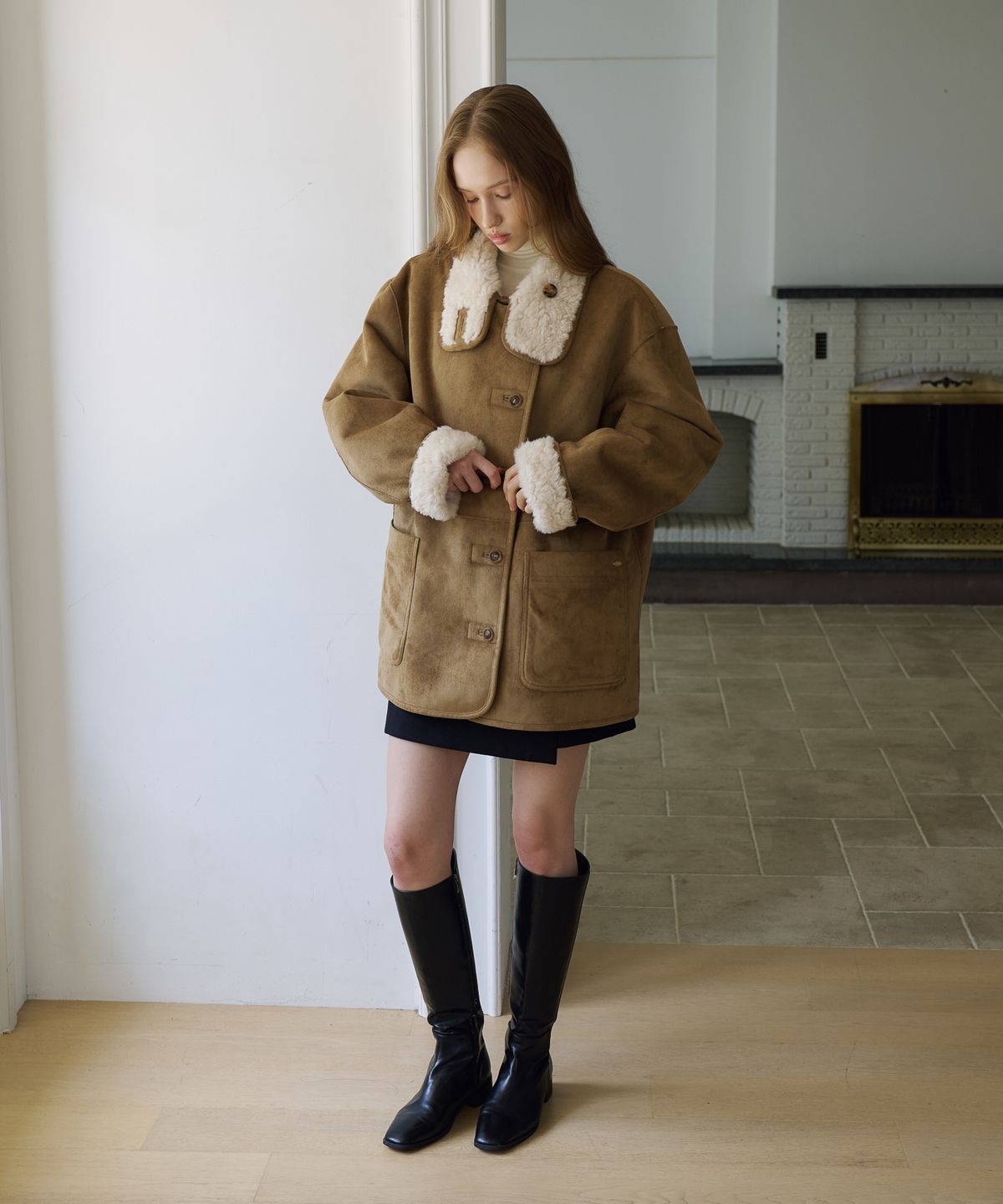 드헤베(DEHEVE) Reversible Suede High-Neck Mustang [Brown]