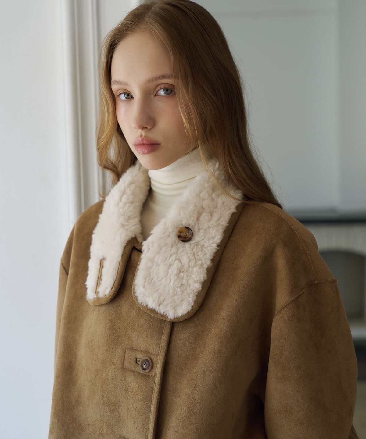 드헤베(DEHEVE) Reversible Suede High-Neck Mustang [Brown]
