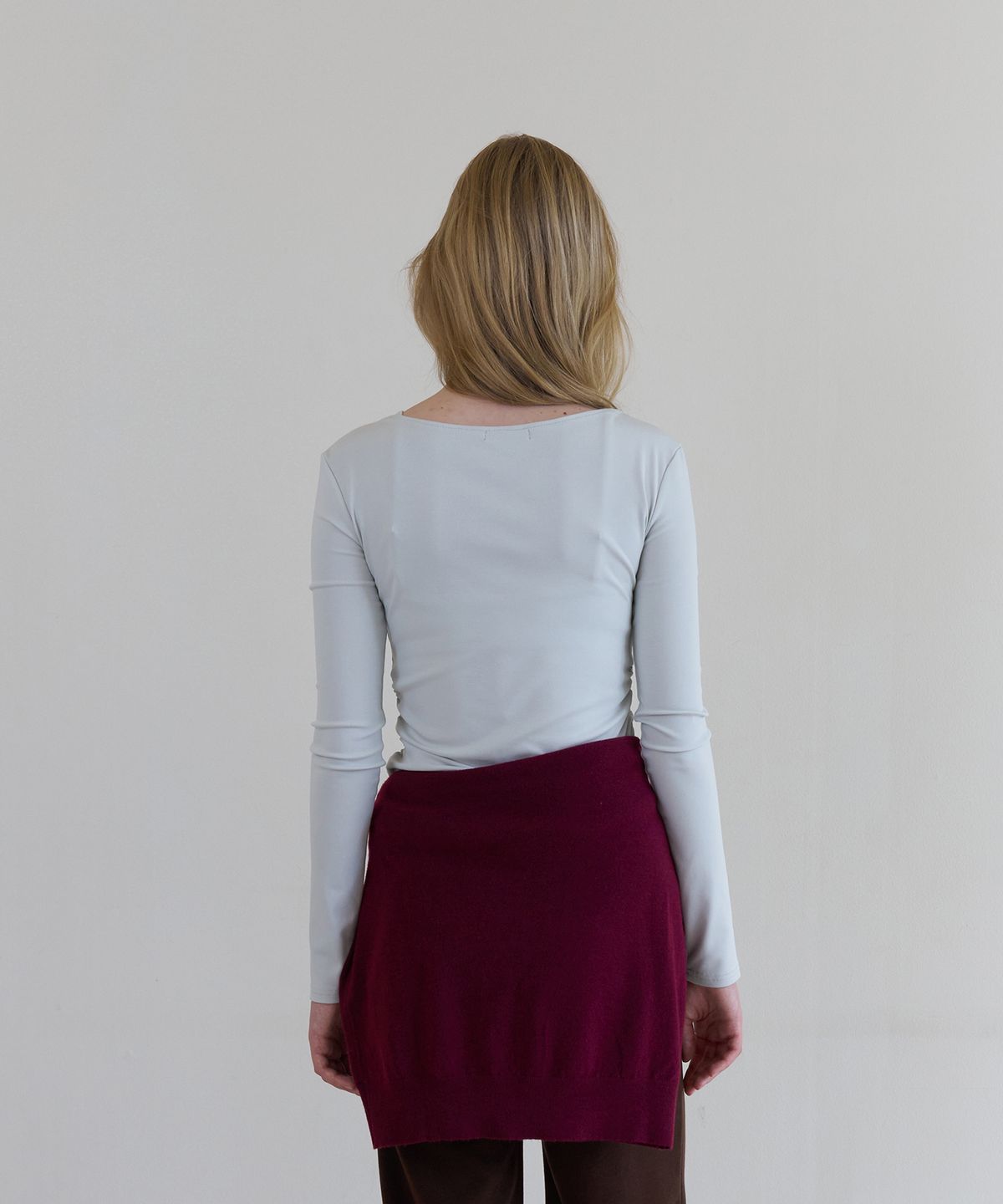 톤드(TONED) V-neck ballet sleeve t-shirt (mint grey)