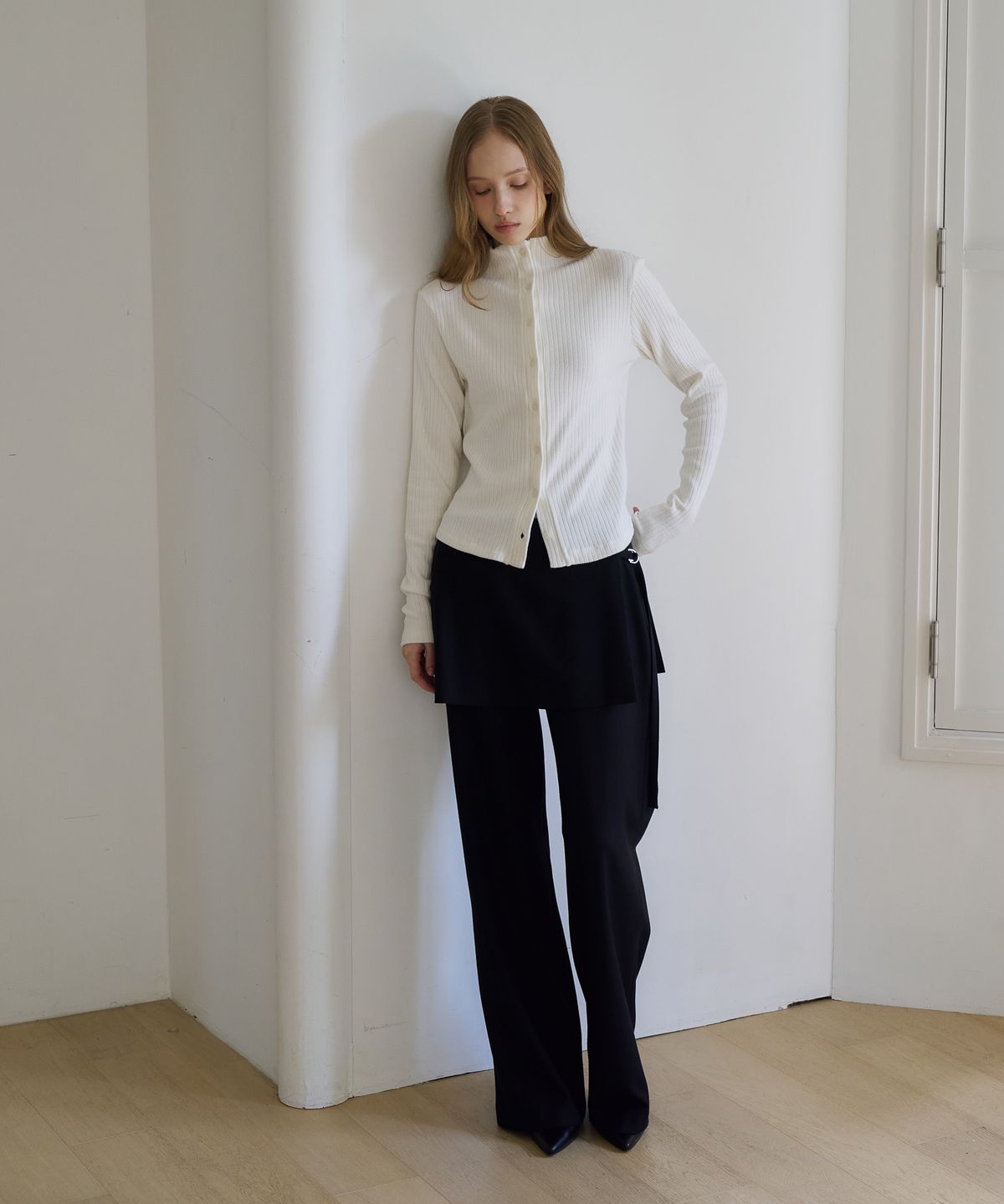 드헤베(DEHEVE) High Neck Button Cardigan [Ivory]