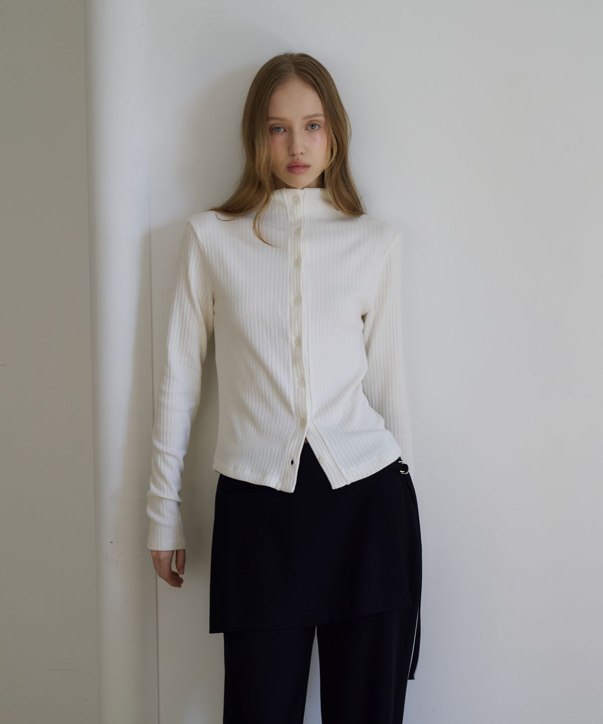 드헤베(DEHEVE) High Neck Button Cardigan [Ivory]