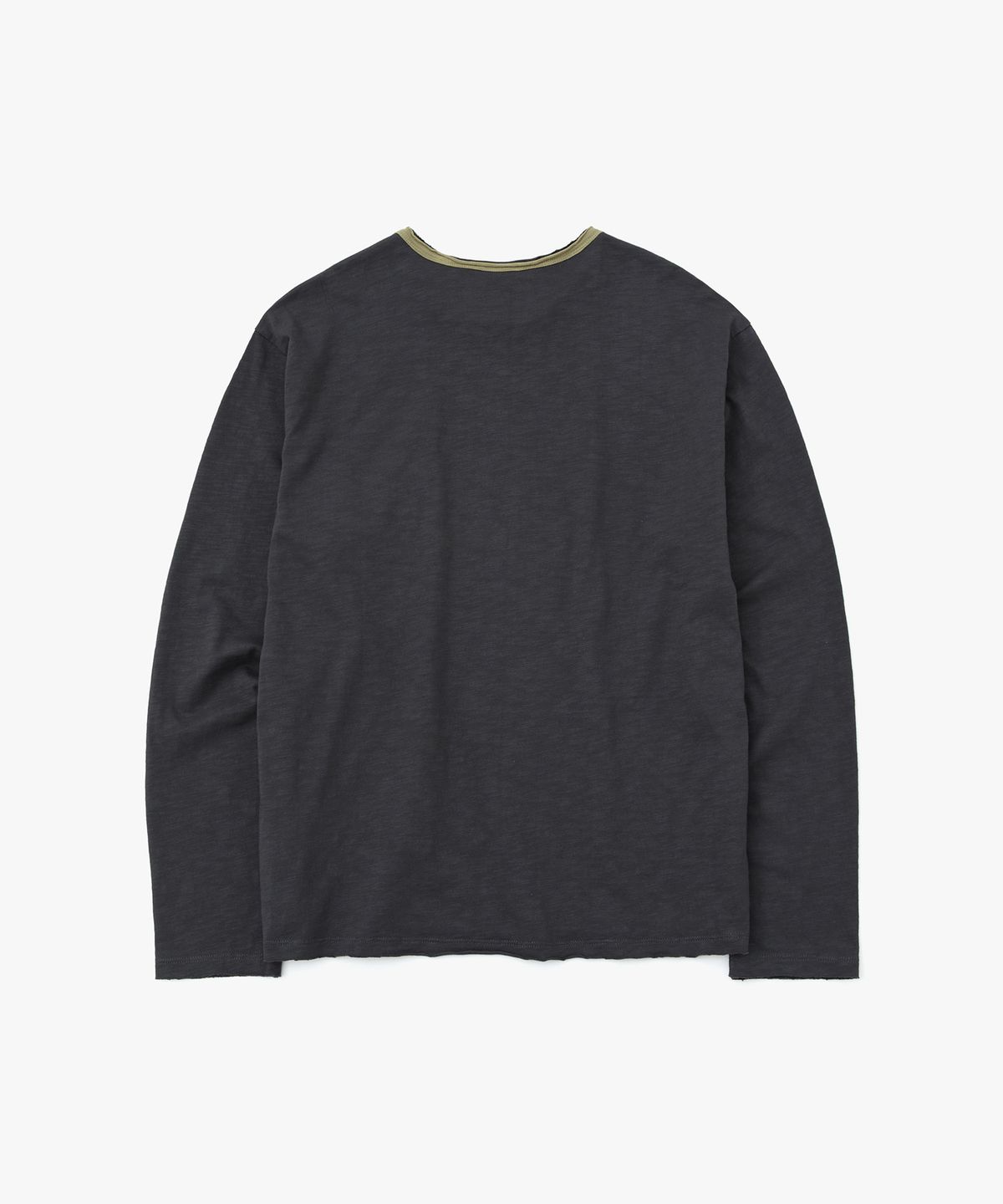 더블유엠씨(WMC) 컬러블록 슬럽 컷오프 롱슬리브_CHARCOAL GREY