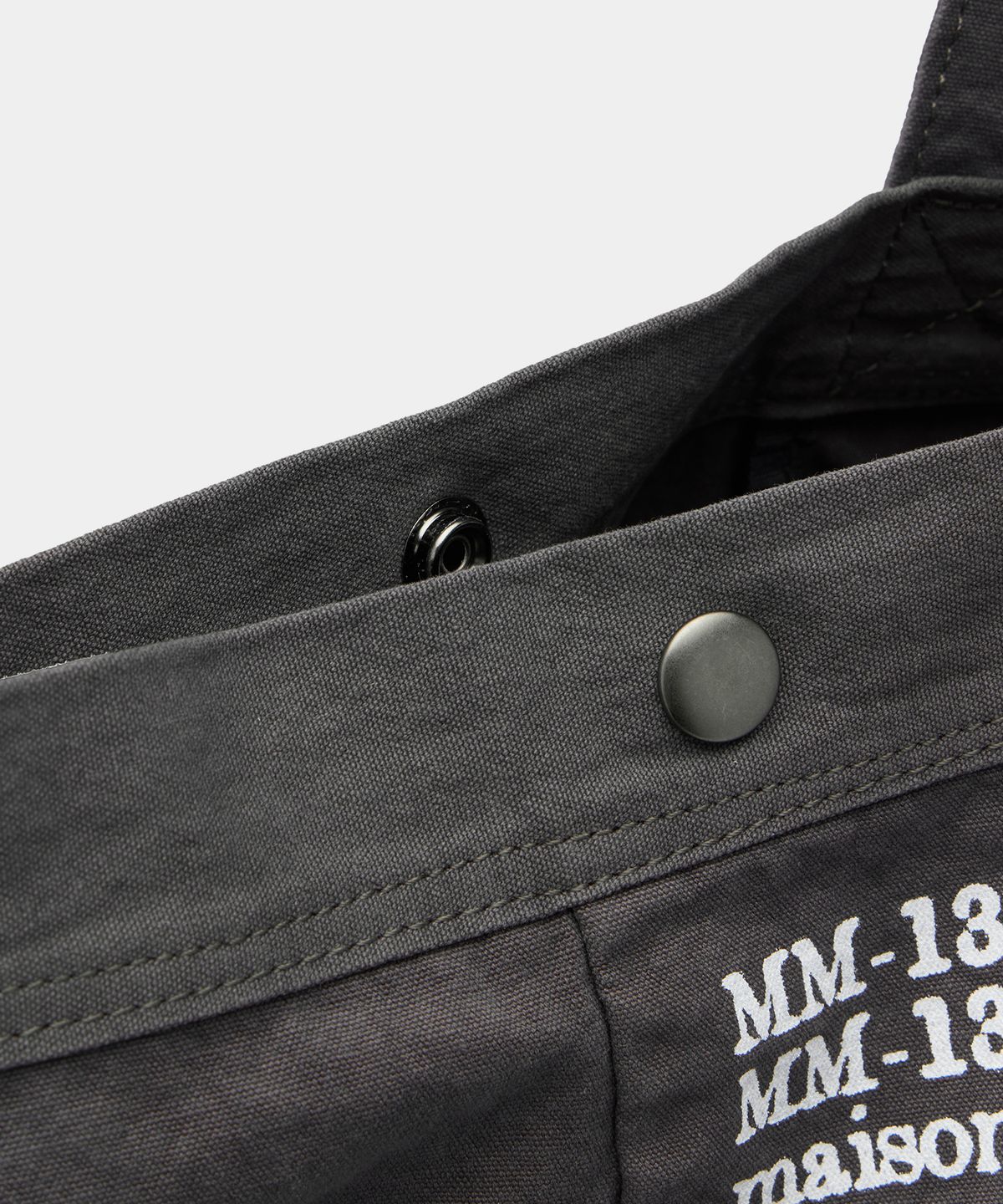 메종미네드(MAISON MINED) PAINTING ARTWORK COTTON SHOULDER BAG