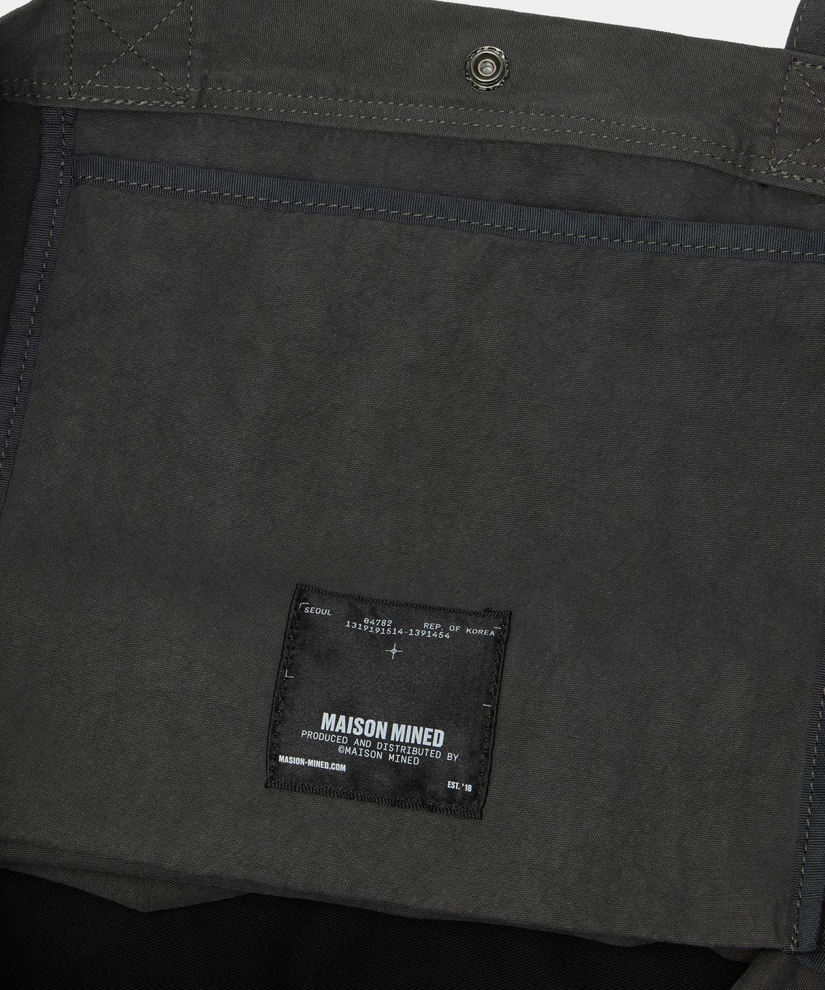 메종미네드(MAISON MINED) PAINTING ARTWORK COTTON SHOULDER BAG