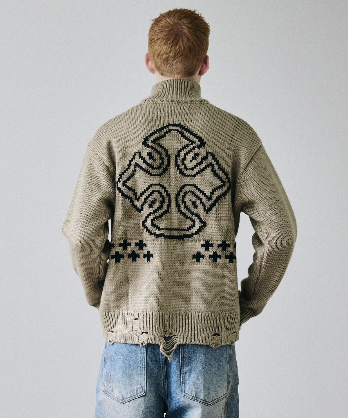 메종미네드(MAISON MINED) CELTIC CROSS KNIT ZIP-UP BROWN