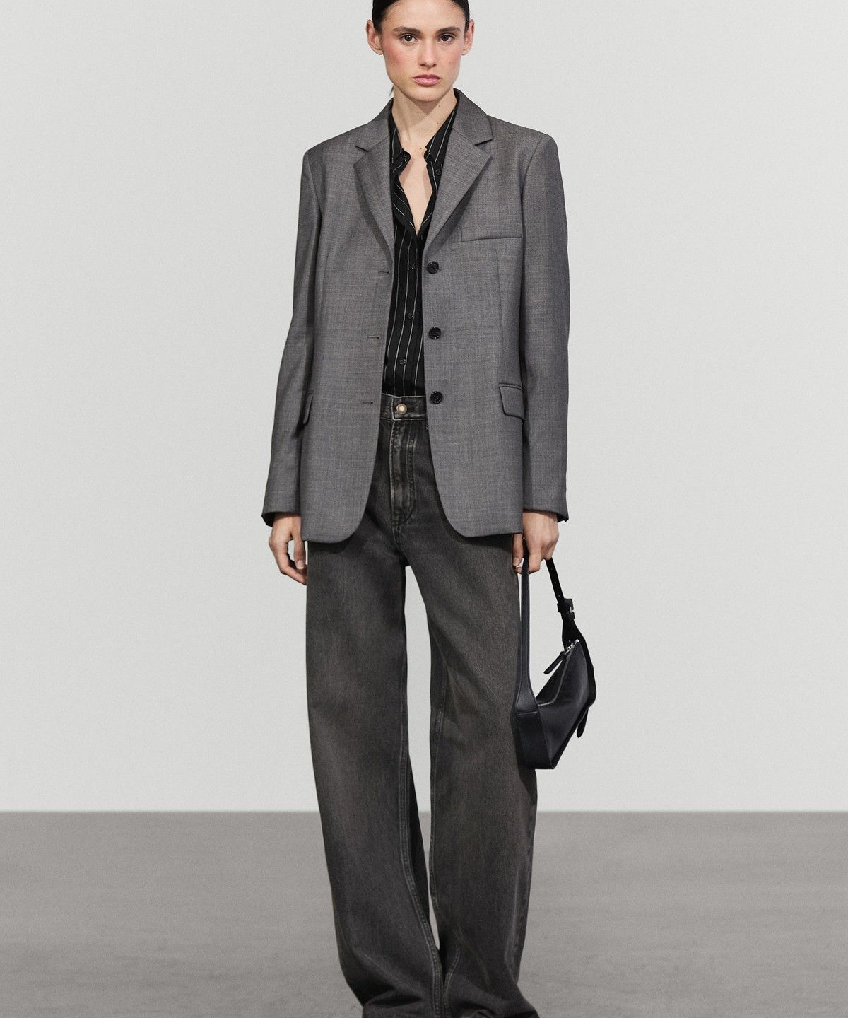 마시모두띠(MASSIMO DUTTI) 포켓 디테일 100% 울 수트 블레이저