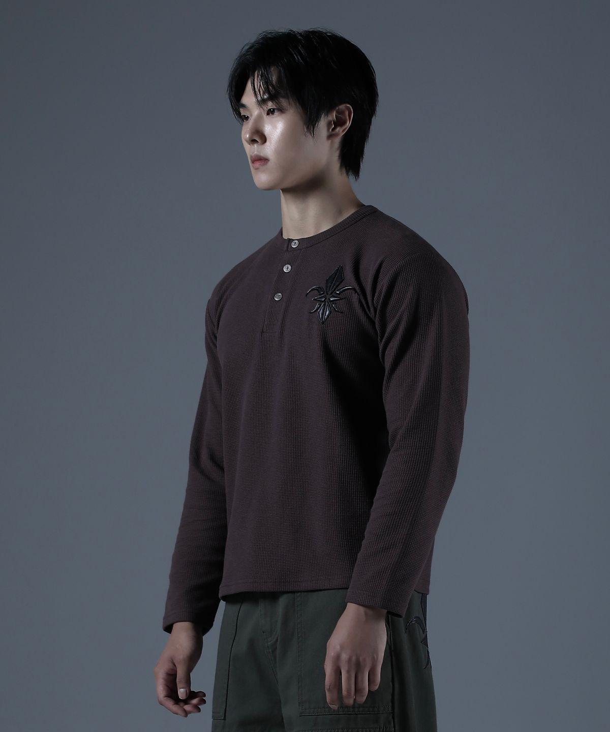 카미드(CARMID) 고어레더 헨리넥 롱슬리브 [레드브라운]