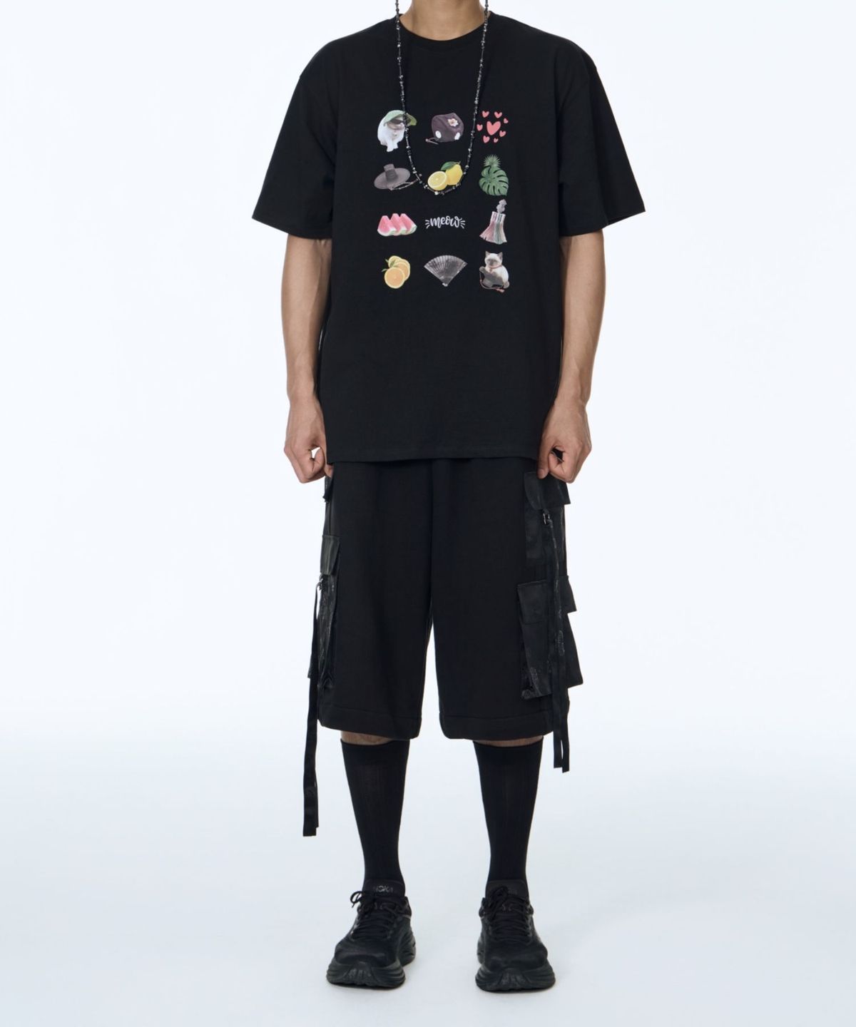 칠 하나 투 구육(71TO96) Hanbok Fabric Cargo Bermuda Pants (Black)