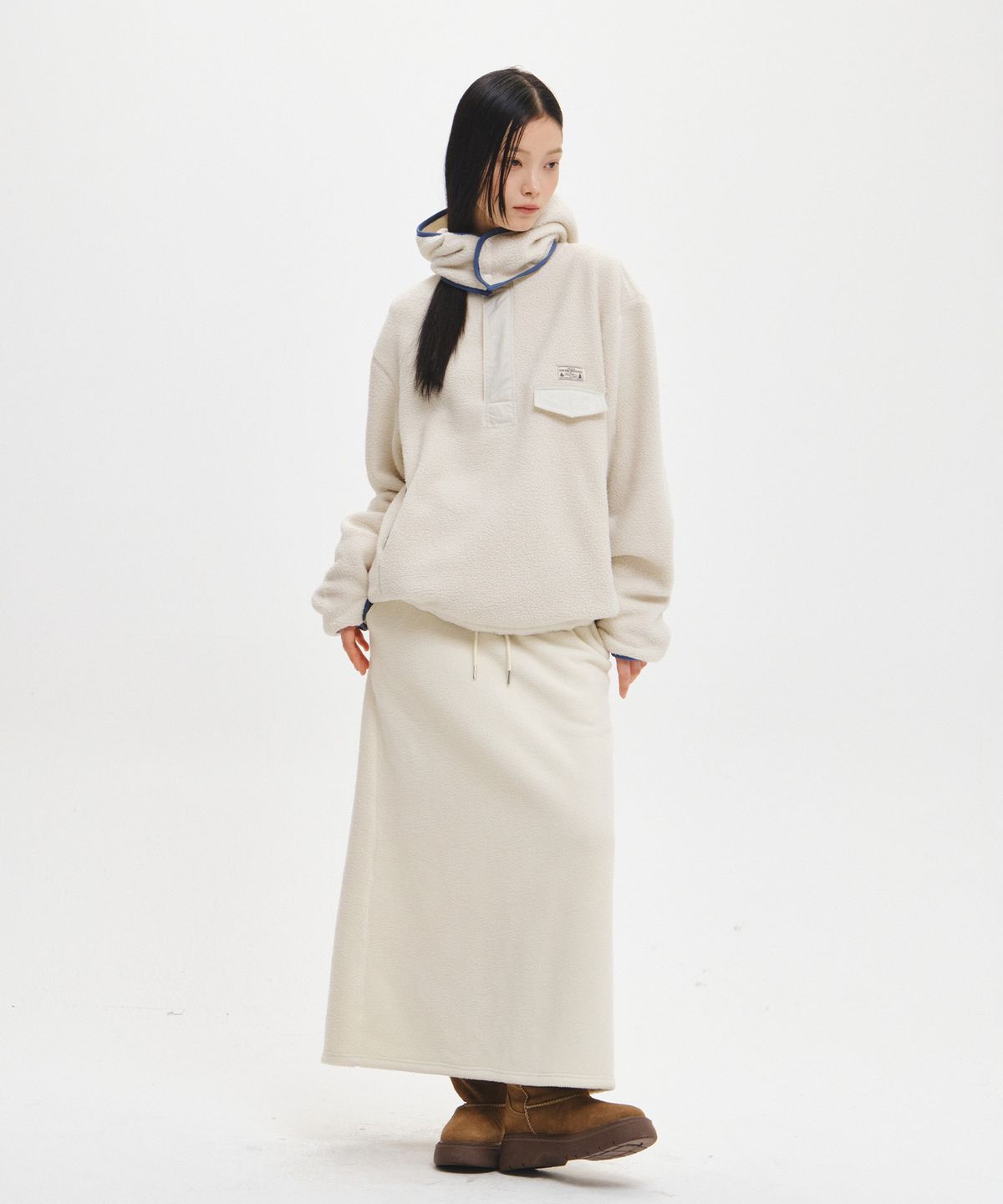 제너럴아이디어(GENERALIDEA) UNISEX 하이넥 반집업 플리스 아노락 [IVORY] / GF3USS005