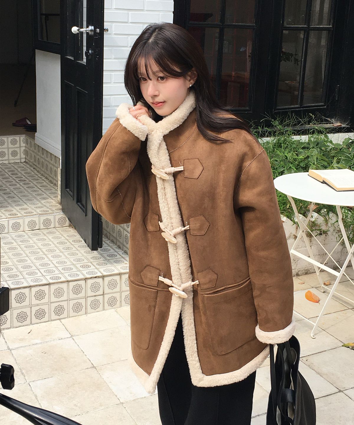 제너럴아이디어(GENERALIDEA) [아르노] 리버시블 무스탕 더플 코트 [CREAM] / GF8LCT522