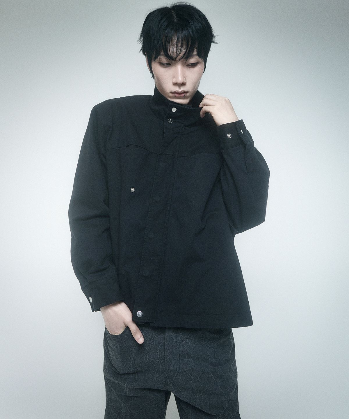레큘리(RECULER) Drapoed Field Jacket Washed Black