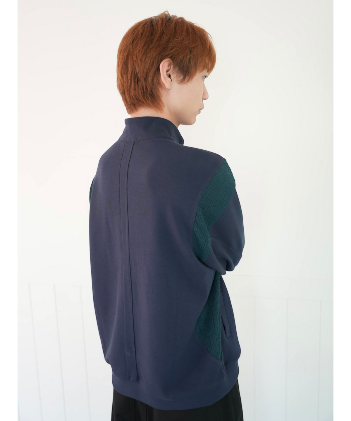 다시(DASI) Contrast drop zip-up (Navy)