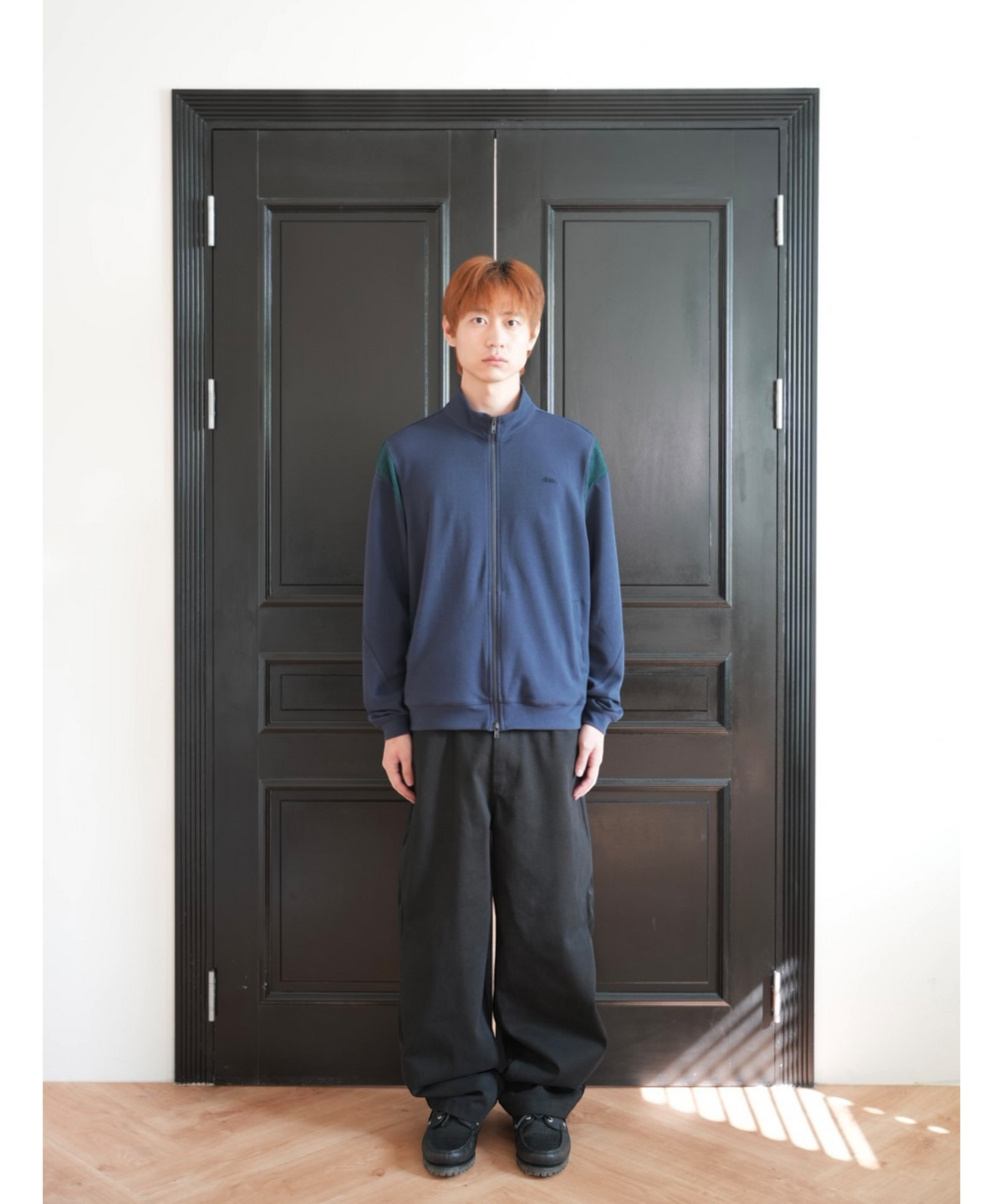 다시(DASI) Contrast drop zip-up (Navy)