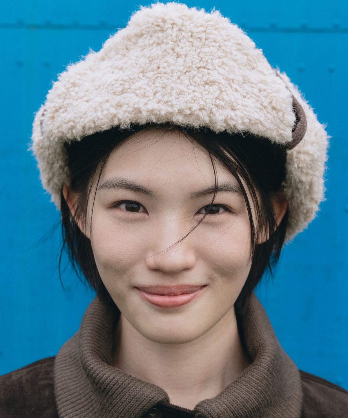 오헤시오(OHESHIO) FLORAL POCKET TRAPPER HAT, BROWN