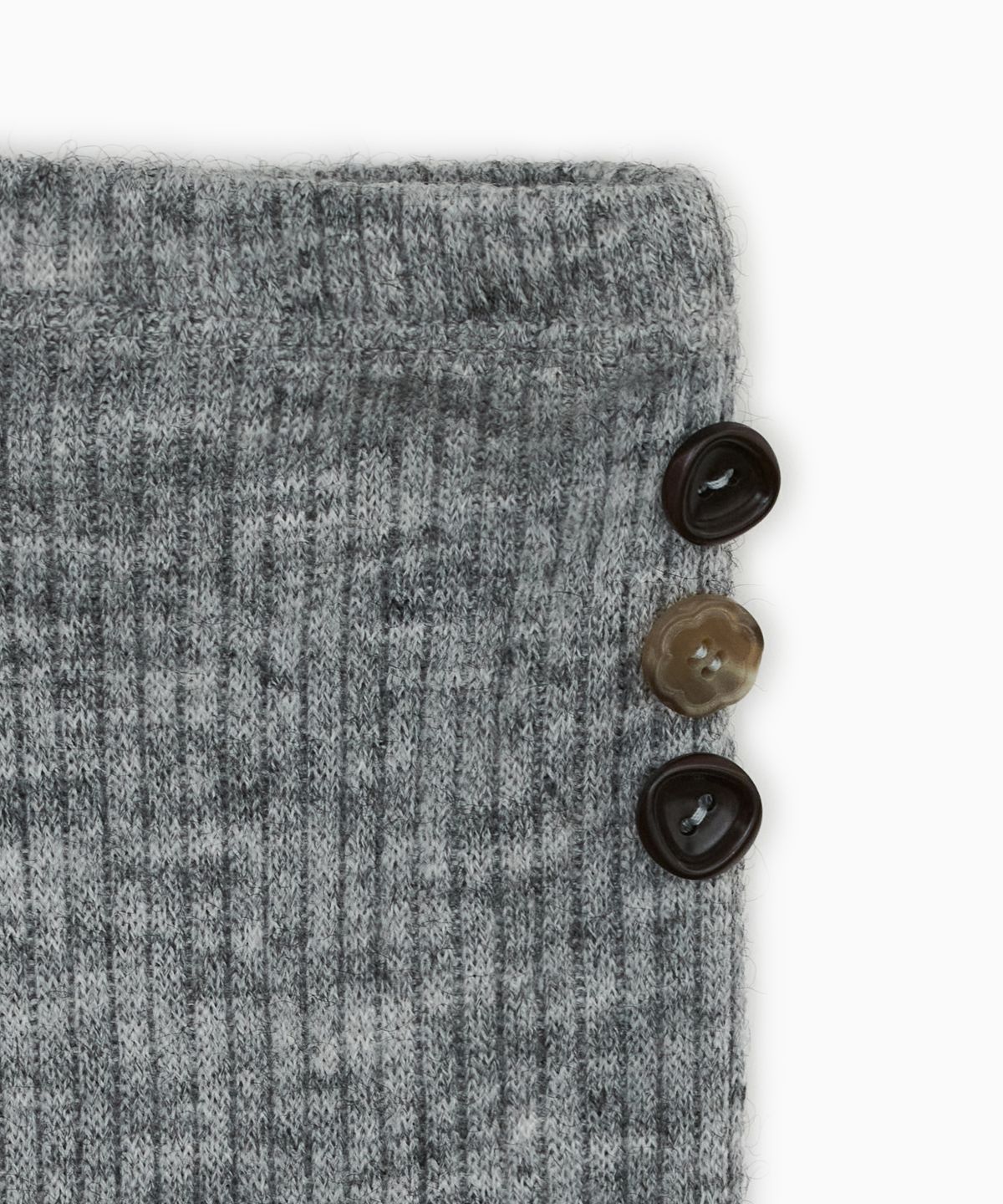 오헤시오(OHESHIO) RIBBED BUTTON LEG WARMERS, GRAY