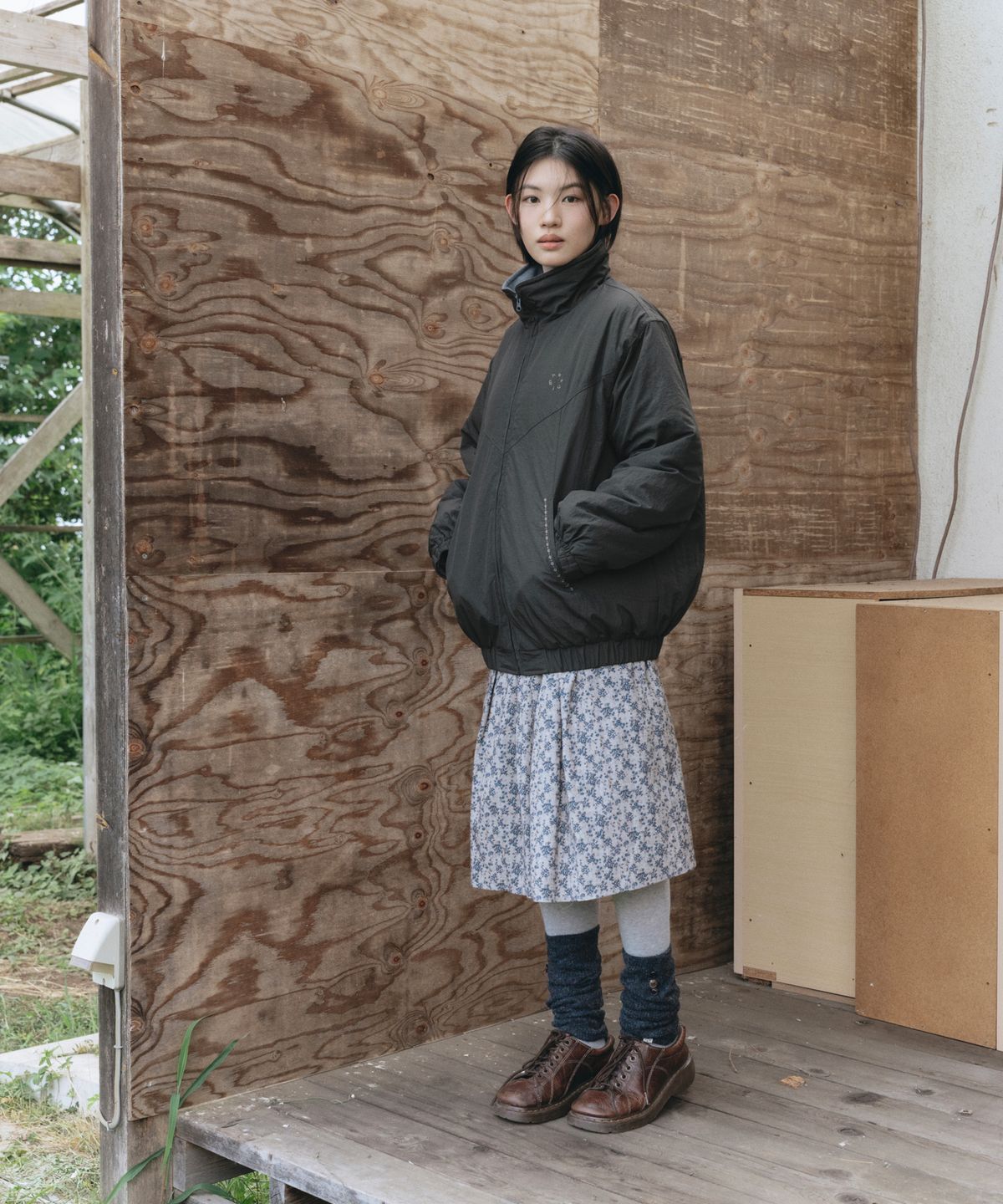 오헤시오(OHESHIO) GATHERED BUTTON MIDI SKIRT, FLORAL NAVY
