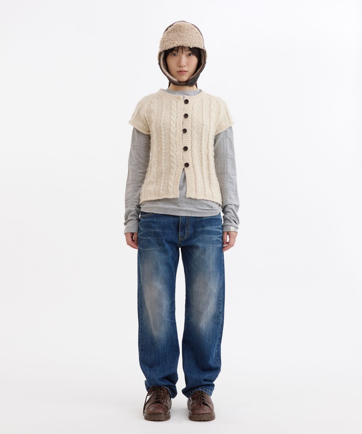 오헤시오(OHESHIO) BUTTON SHORT SLEEVE KNIT VEST, CREAM