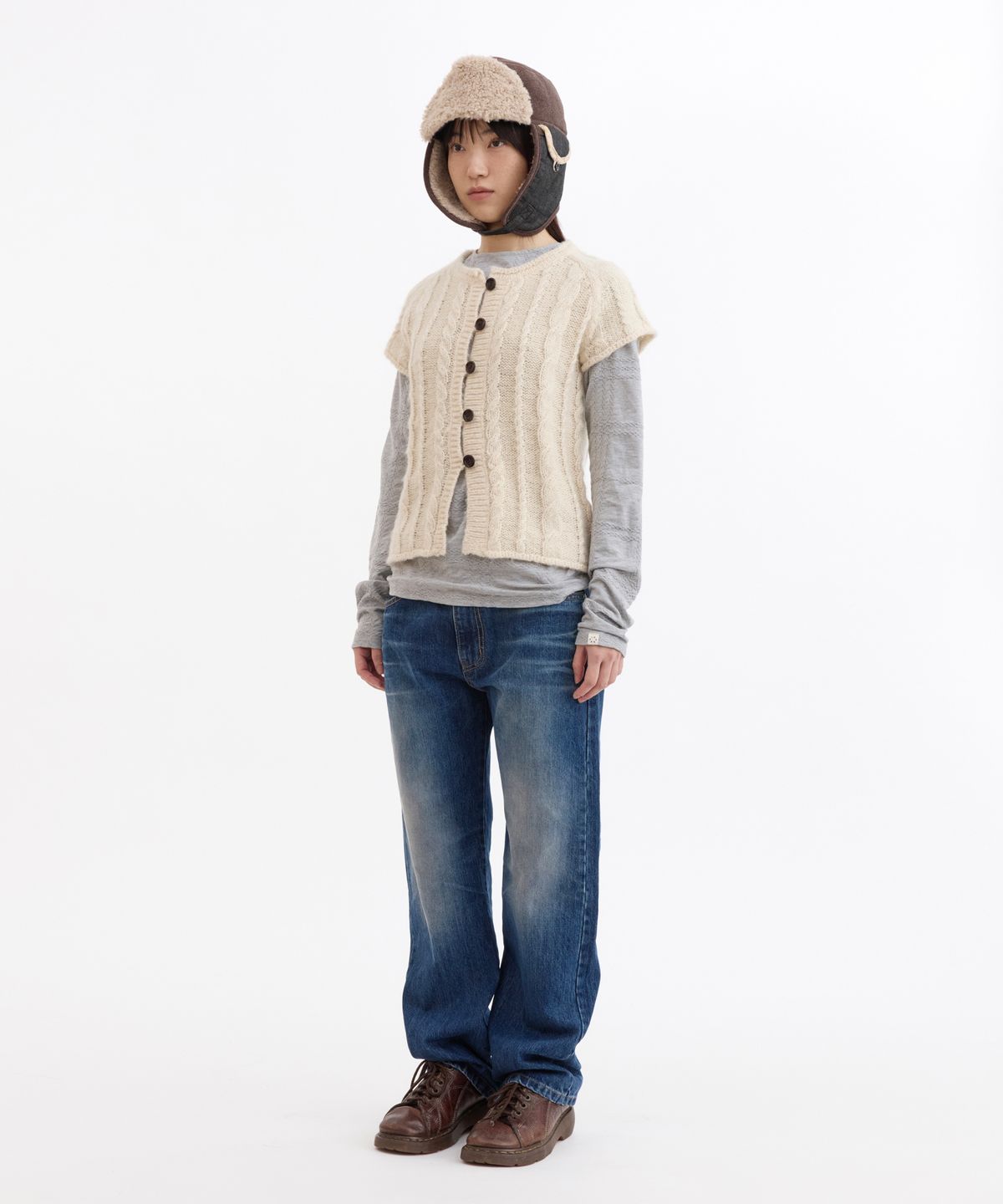 오헤시오(OHESHIO) BUTTON SHORT SLEEVE KNIT VEST, CREAM