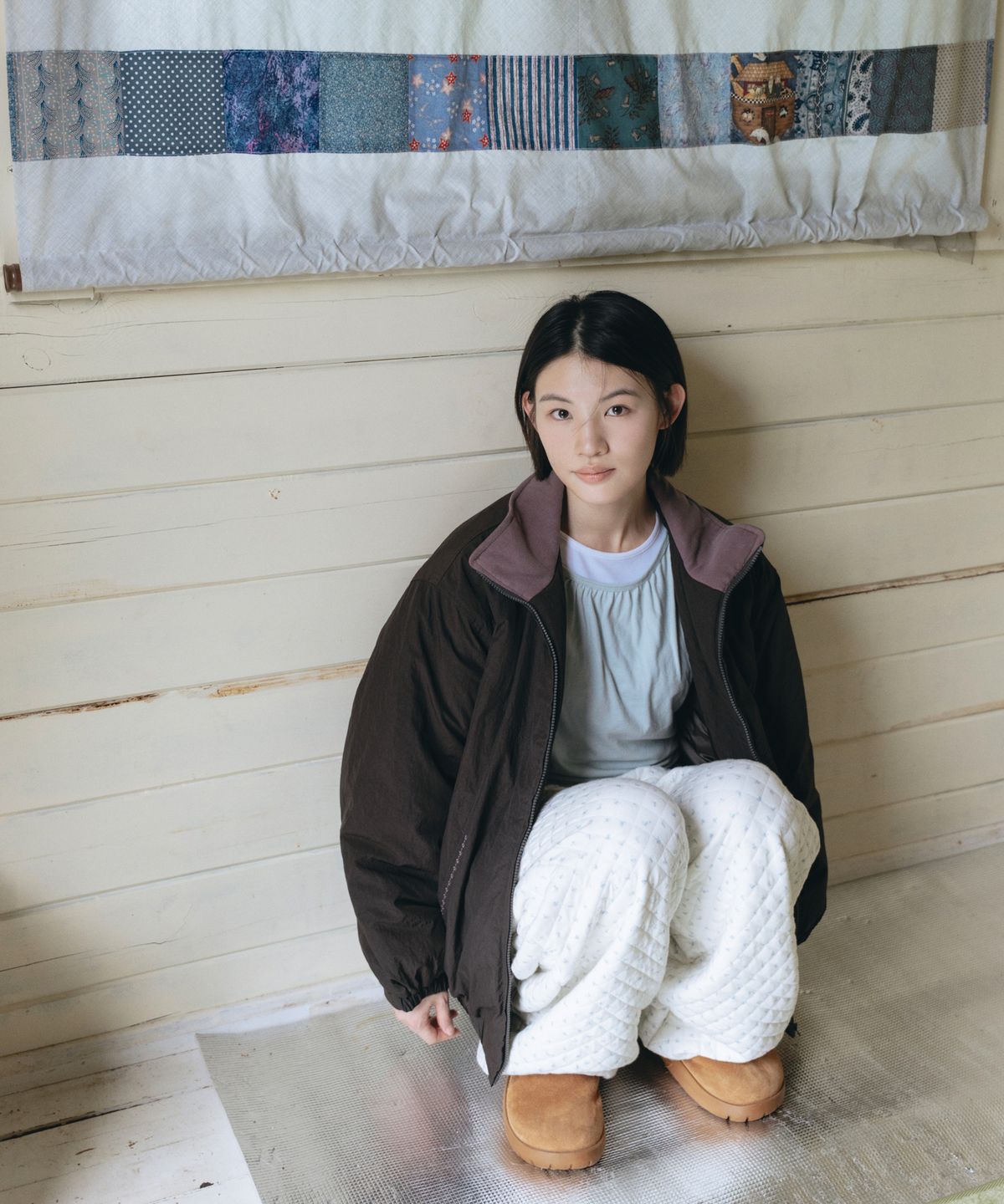 오헤시오(OHESHIO) FLORAL EMBROIDERY PADDED BLOUSON, BROWN
