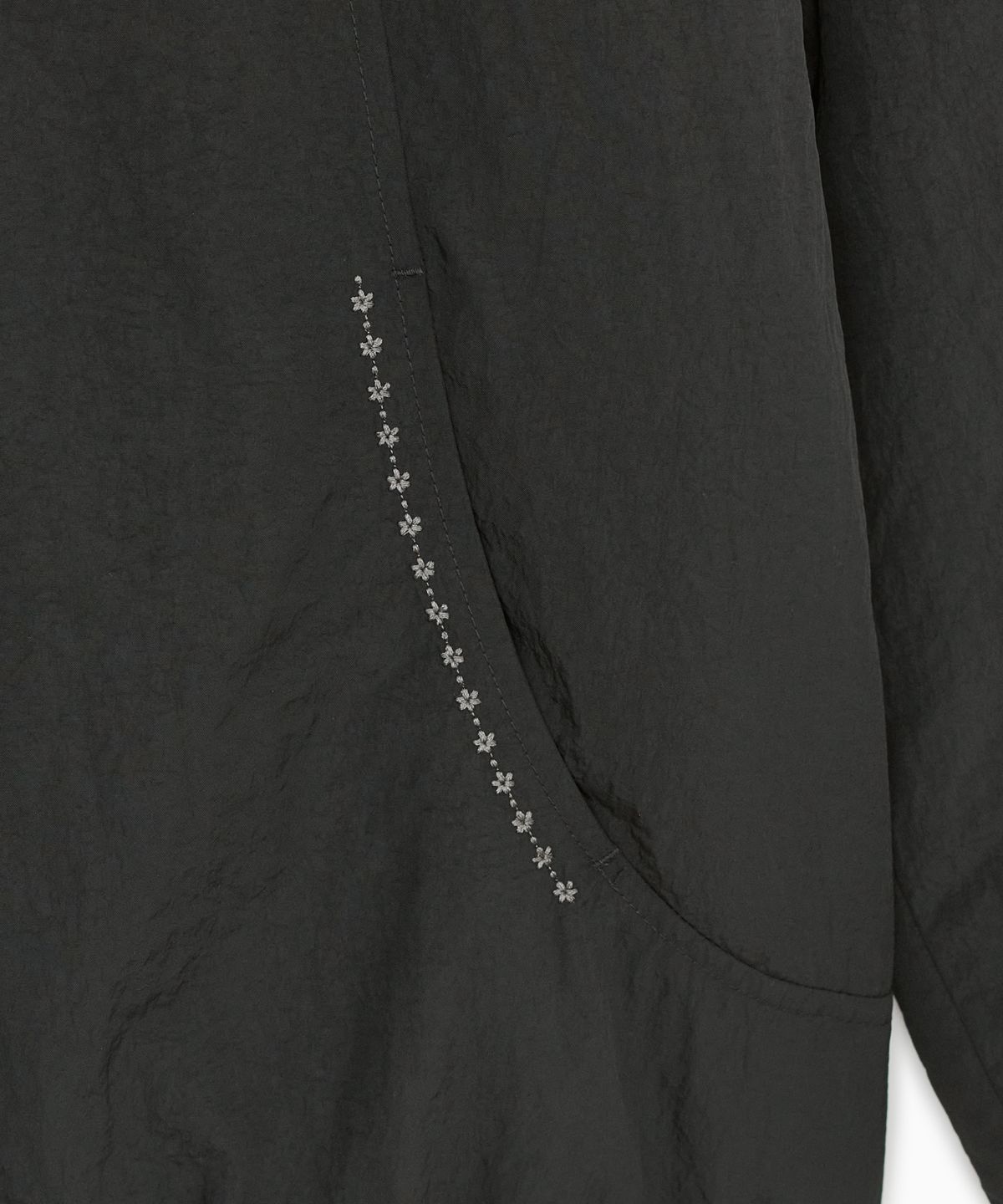 오헤시오(OHESHIO) FLORAL EMBROIDERY PADDED BLOUSON, CHARCOAL