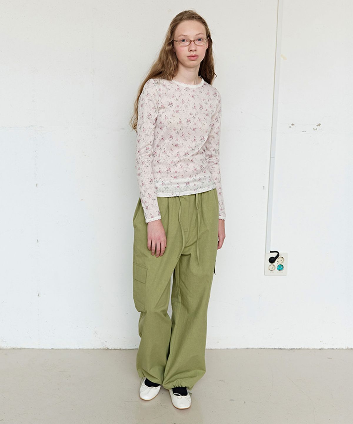 펀프롬펀(FUNFROMFUN) Petal Pointelle Tee, Beige